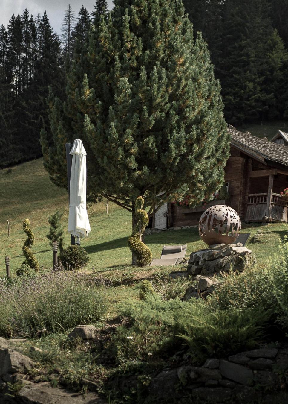 Hotel La Ferme Des Vonezins Thônes Esterno foto