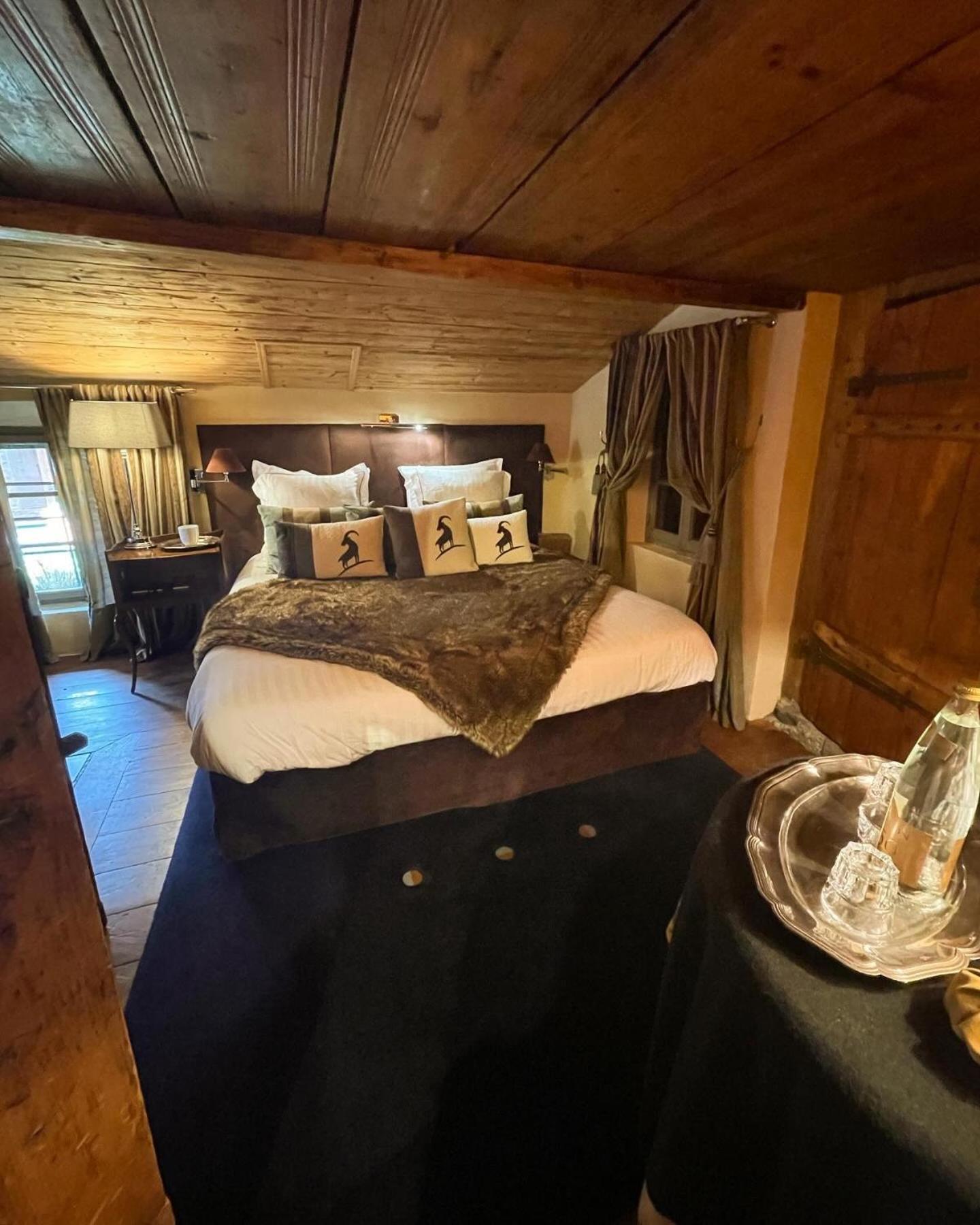 Hotel La Ferme Des Vonezins Thônes Esterno foto