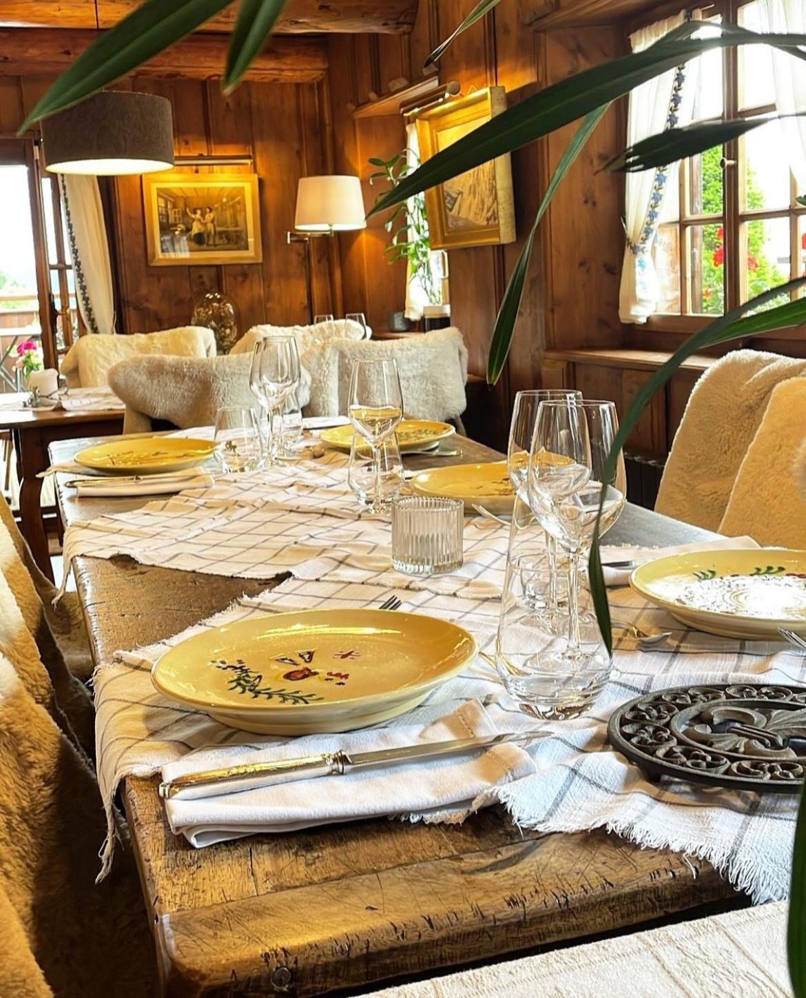 Hotel La Ferme Des Vonezins Thônes Esterno foto